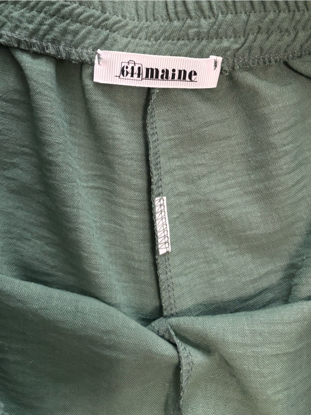 Matching boutique cropped Lounge Set Sage Green - Estimated XL - Picture 6 of 7